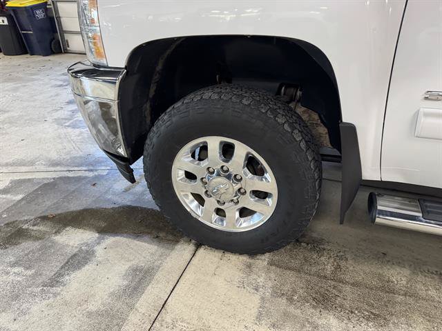 Used 2014 Chevrolet Silverado 3500 LTZ w/ LTZ Plus Package AWD/4WD image 9