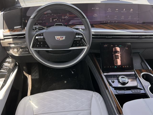 New 2026 Cadillac Escalade Platinum Sport w/ LPO, ONYX Package AWD/4WD image 10