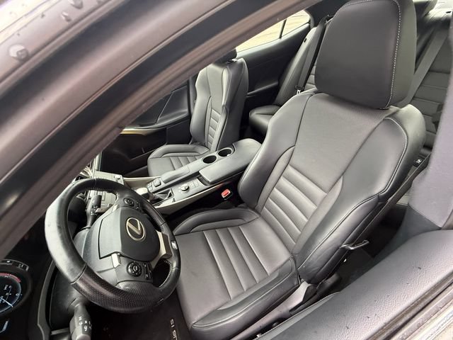Used 2016 Lexus IS 350 RWD image 4