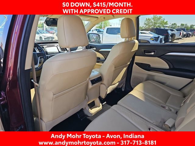 Used 2017 Toyota Highlander XLE AWD/4WD image 29