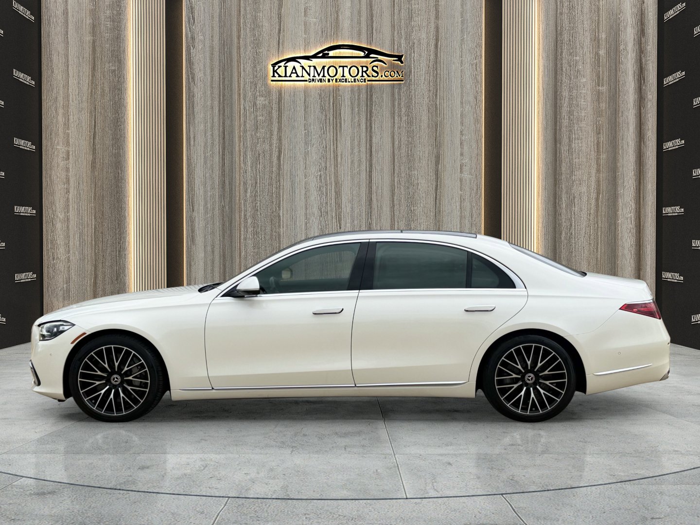 Used 2021 Mercedes-Benz S 580 4MATIC Sedan image 4