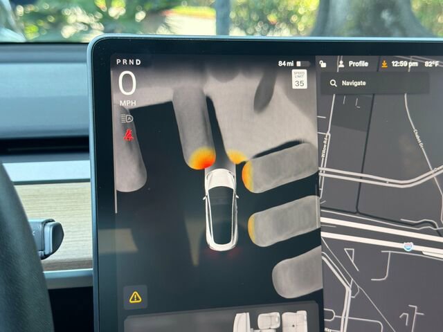 Used 2023 Tesla Model 3 Standard Range RWD image 29