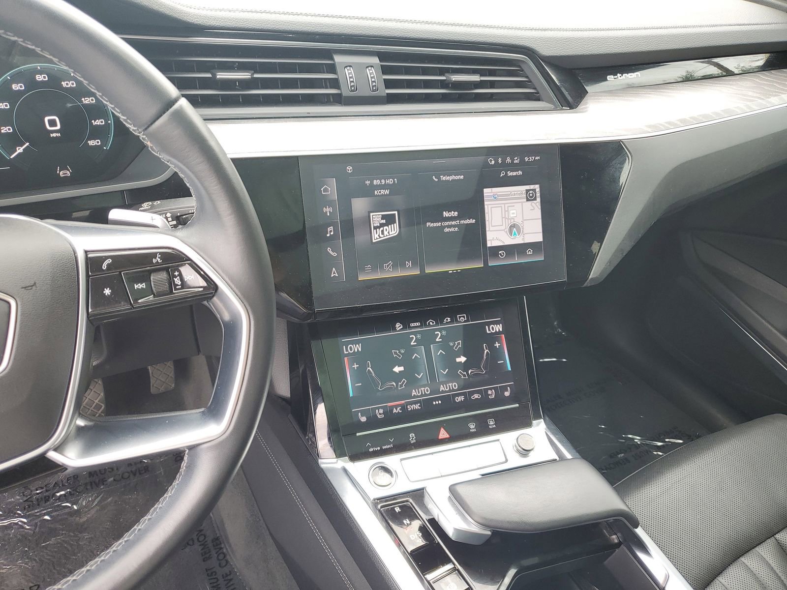 Used 2023 Audi e-tron Premium Plus w/ Premium Plus Package AWD/4WD image 25
