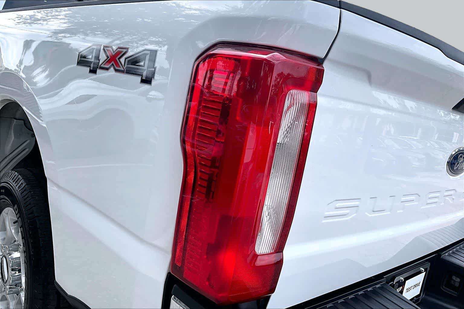 Used 2025 Ford F250 XLT AWD/4WD image 29