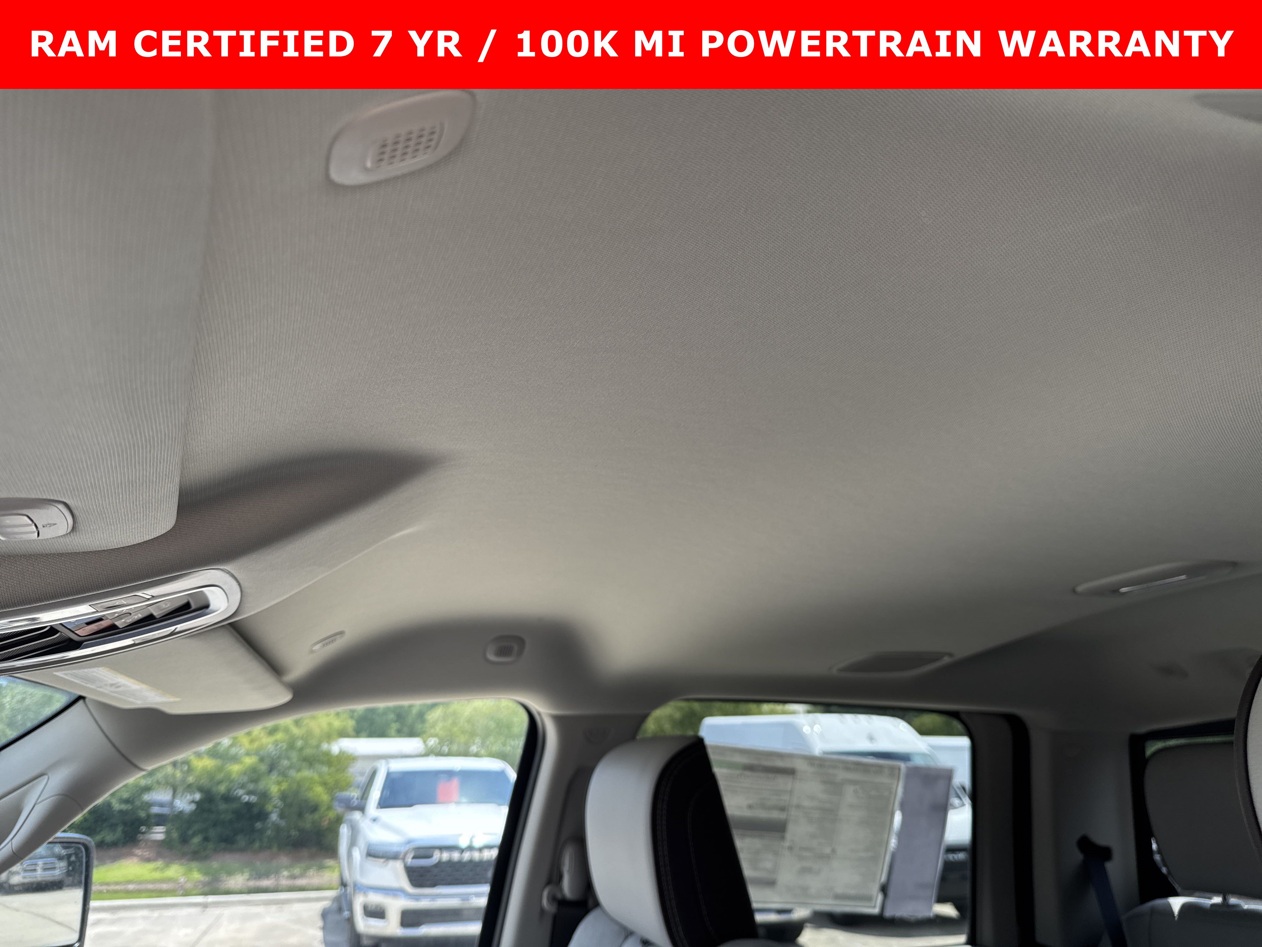 Used 2025 RAM 2500 Laramie AWD/4WD image 36