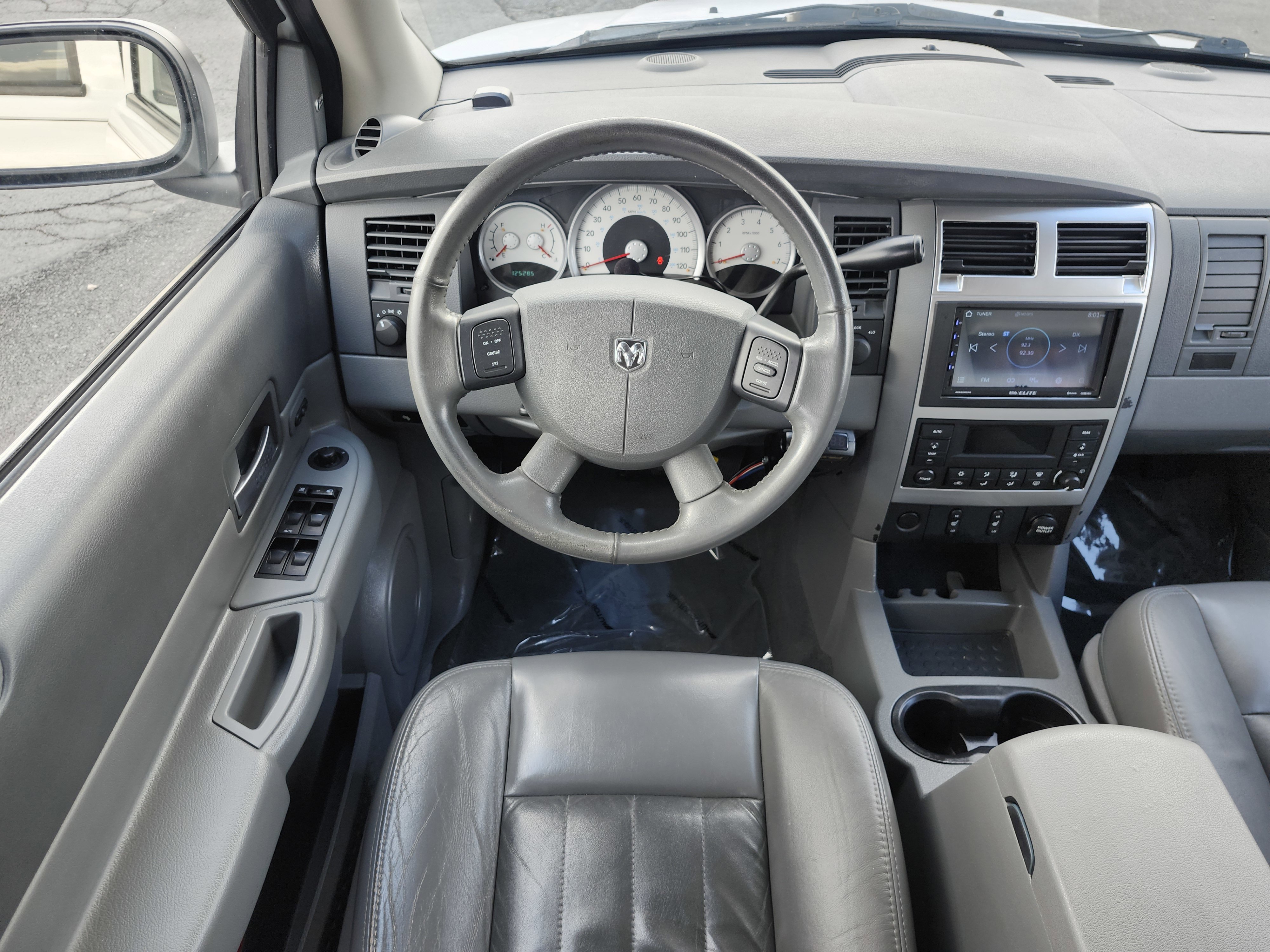 Used 2004 Dodge Durango Limited image 27