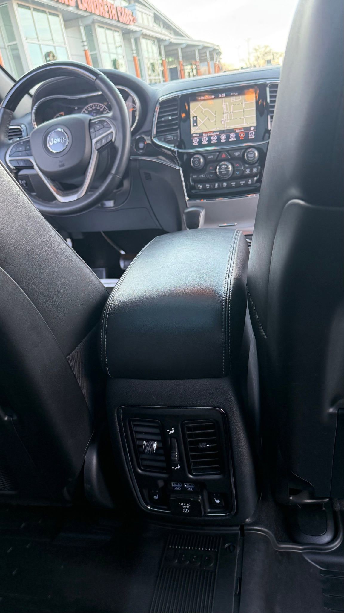 Used 2019 Jeep Grand Cherokee Overland image 24