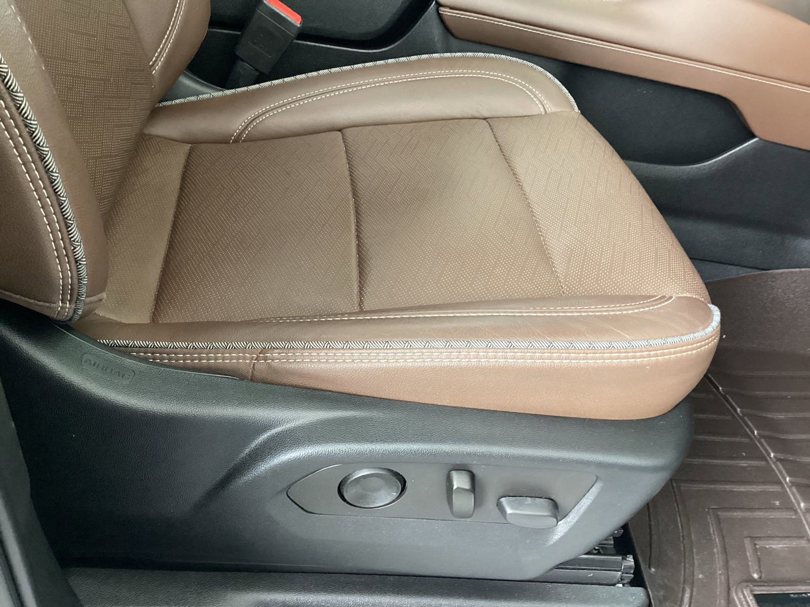 Used 2022 Chevrolet Tahoe High Country image 20