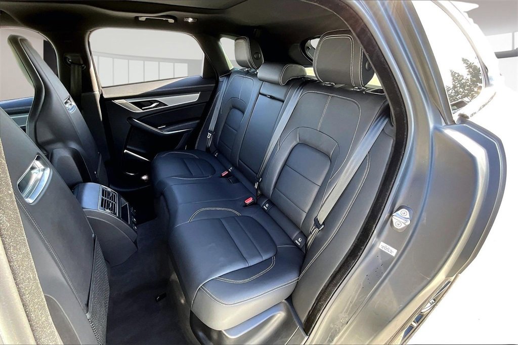 Used 2024 Jaguar F-PACE R-Dynamic S image 20