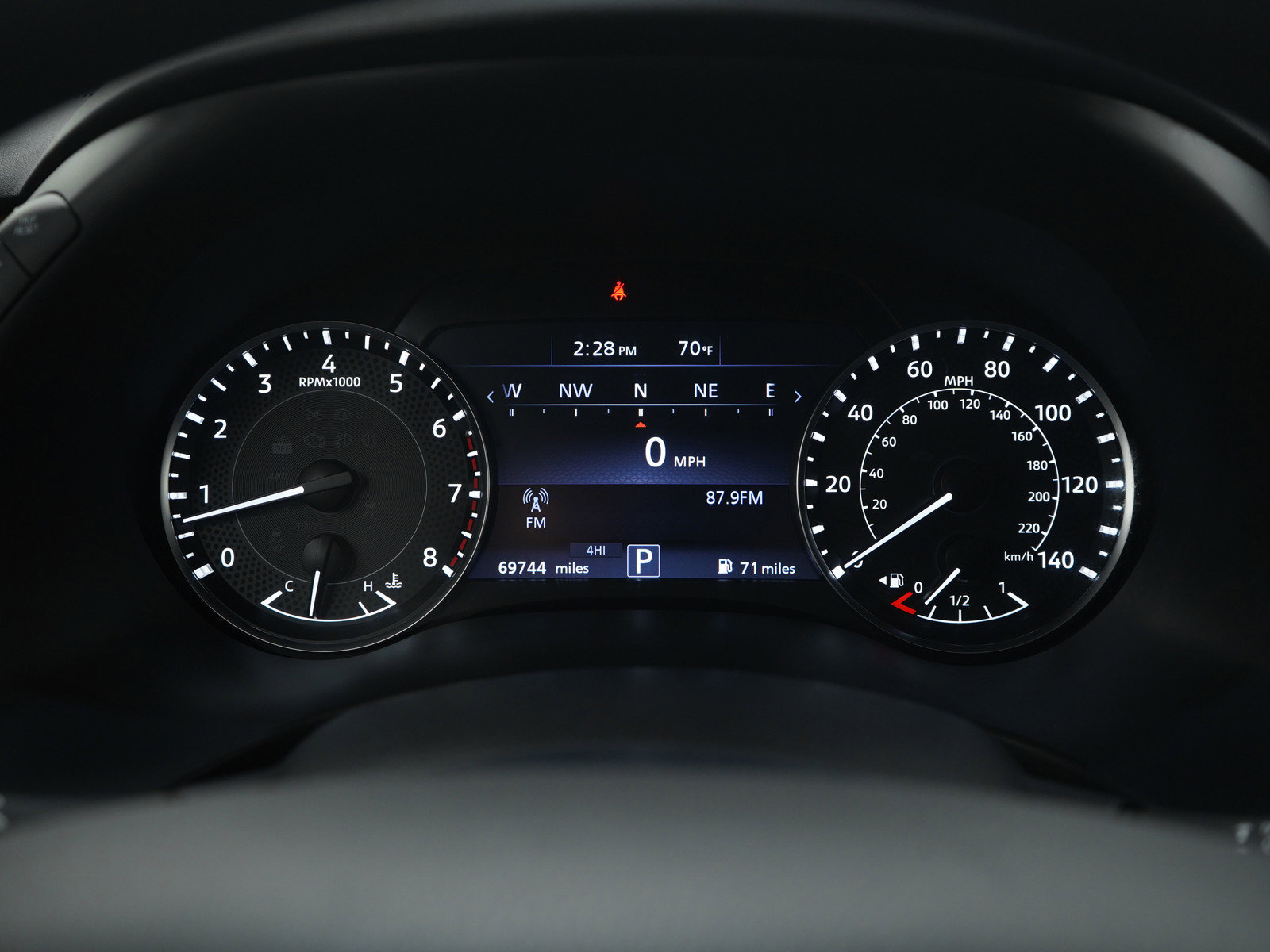 Used 2023 Nissan Armada SL image 27