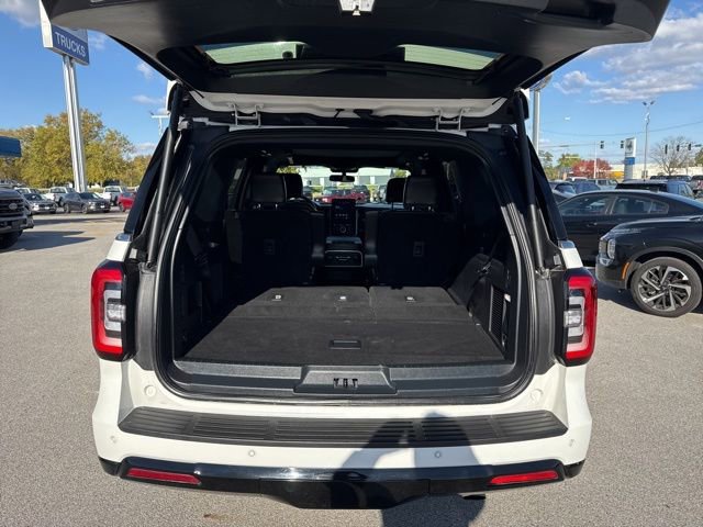 Used 2024 Ford Expedition Limited image 9