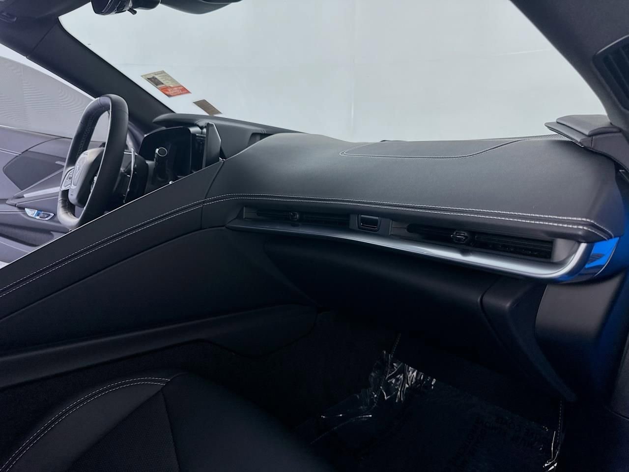 Used 2024 Chevrolet Corvette Stingray Coupe w/ 1LT image 38