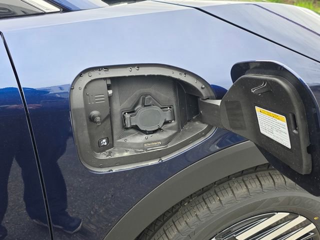 New 2026 Nissan Leaf SV+ w/ Floor Mat Package (SV+) FWD image 32