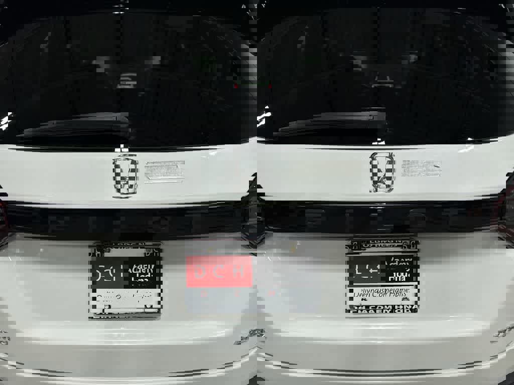 Used 2023 Honda Pilot Elite image 28