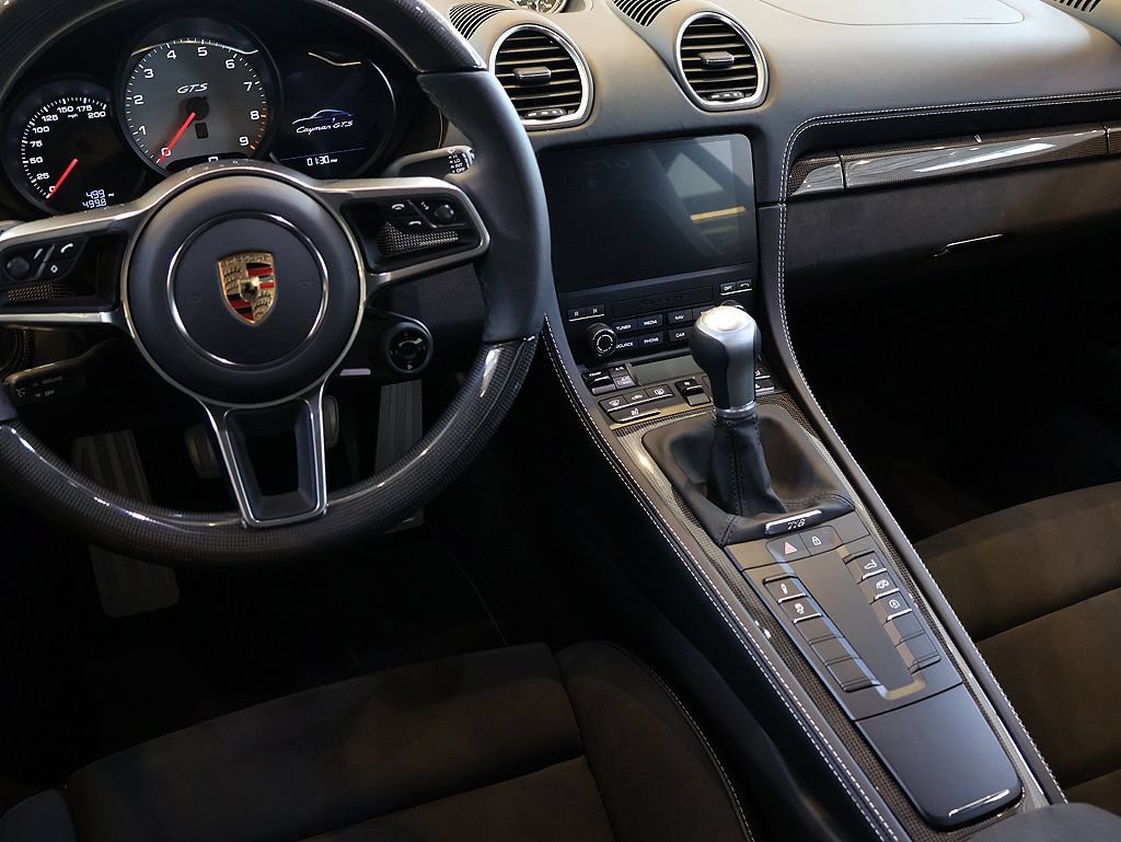 Used 2025 Porsche 718 Cayman GTS RWD image 45