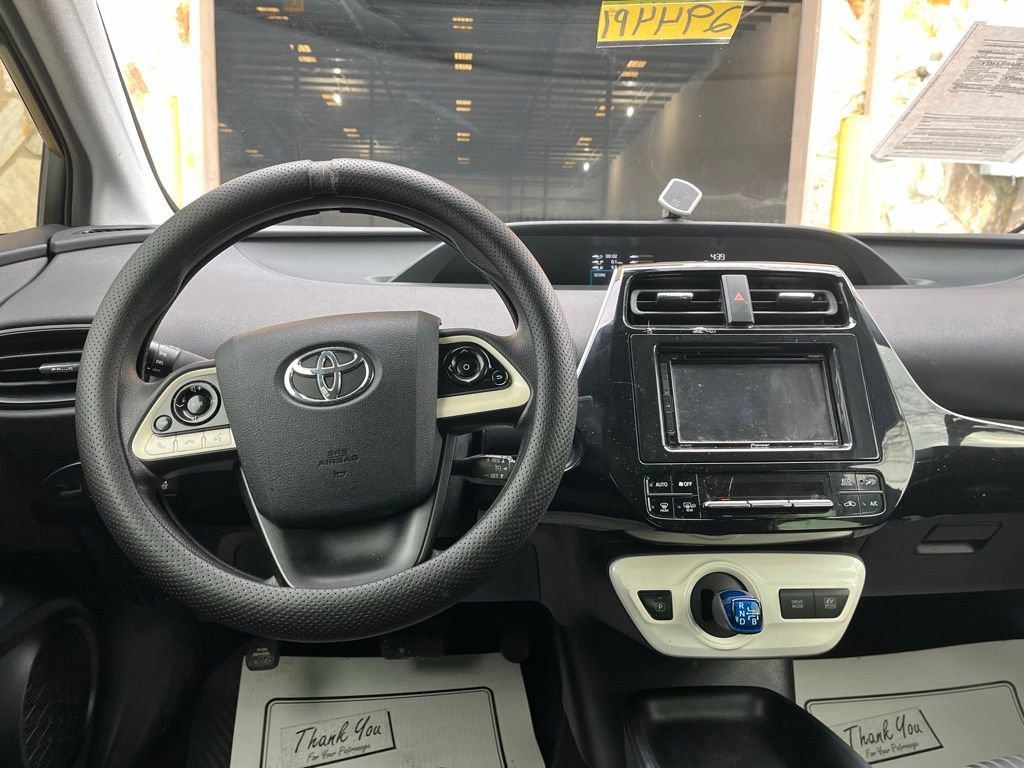 Used 2016 Toyota Prius Two image 22