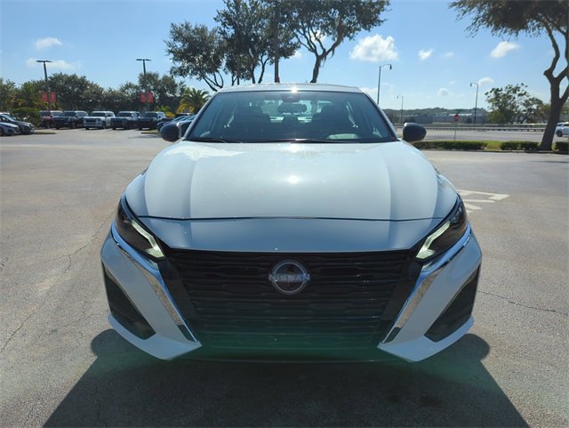 New 2025 Nissan Altima 2.5 SV image 11