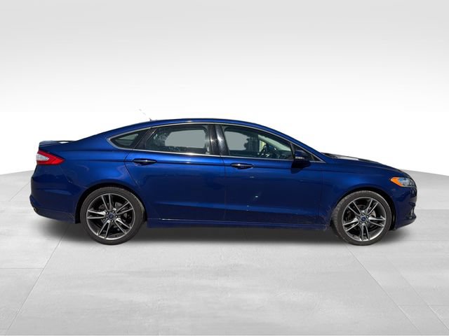 Used 2016 Ford Fusion Titanium FWD image 4