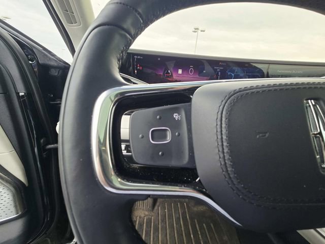 Used 2024 Lincoln Nautilus Reserve w/ Equipment Group 203A AWD/4WD image 16