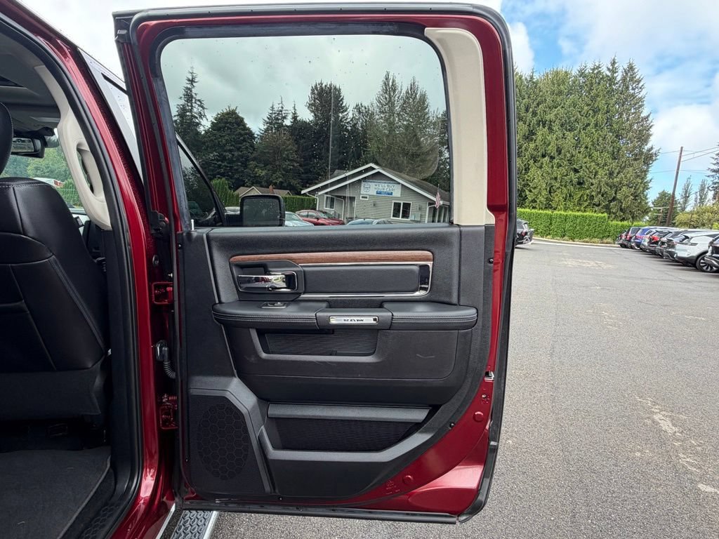 Used 2016 RAM 1500 Laramie w/ Convenience Group AWD/4WD image 33