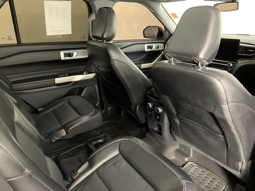 Used 2021 Ford Explorer Limited w/ Equipment Group 301A image 29