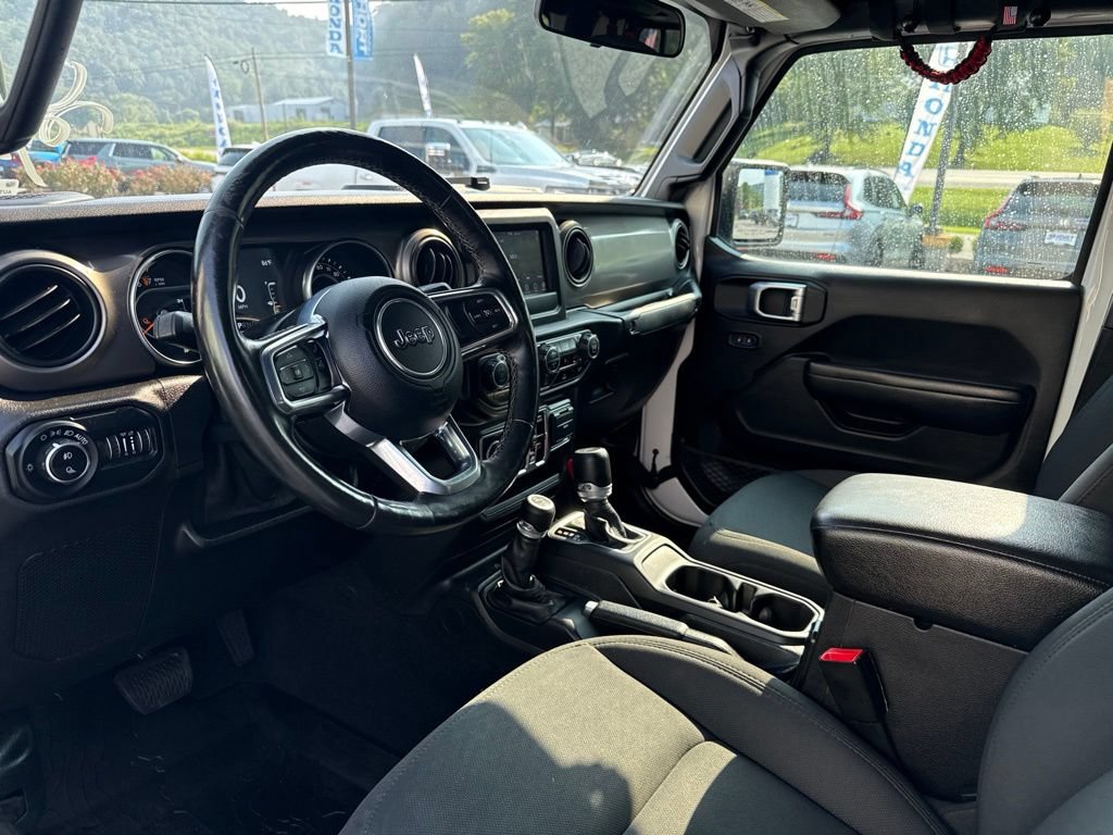 Used 2020 Jeep Gladiator Sport w/ Quick Order Package 24S AWD/4WD image 15