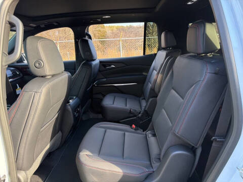 New 2026 Chevrolet Traverse Z71 image 23