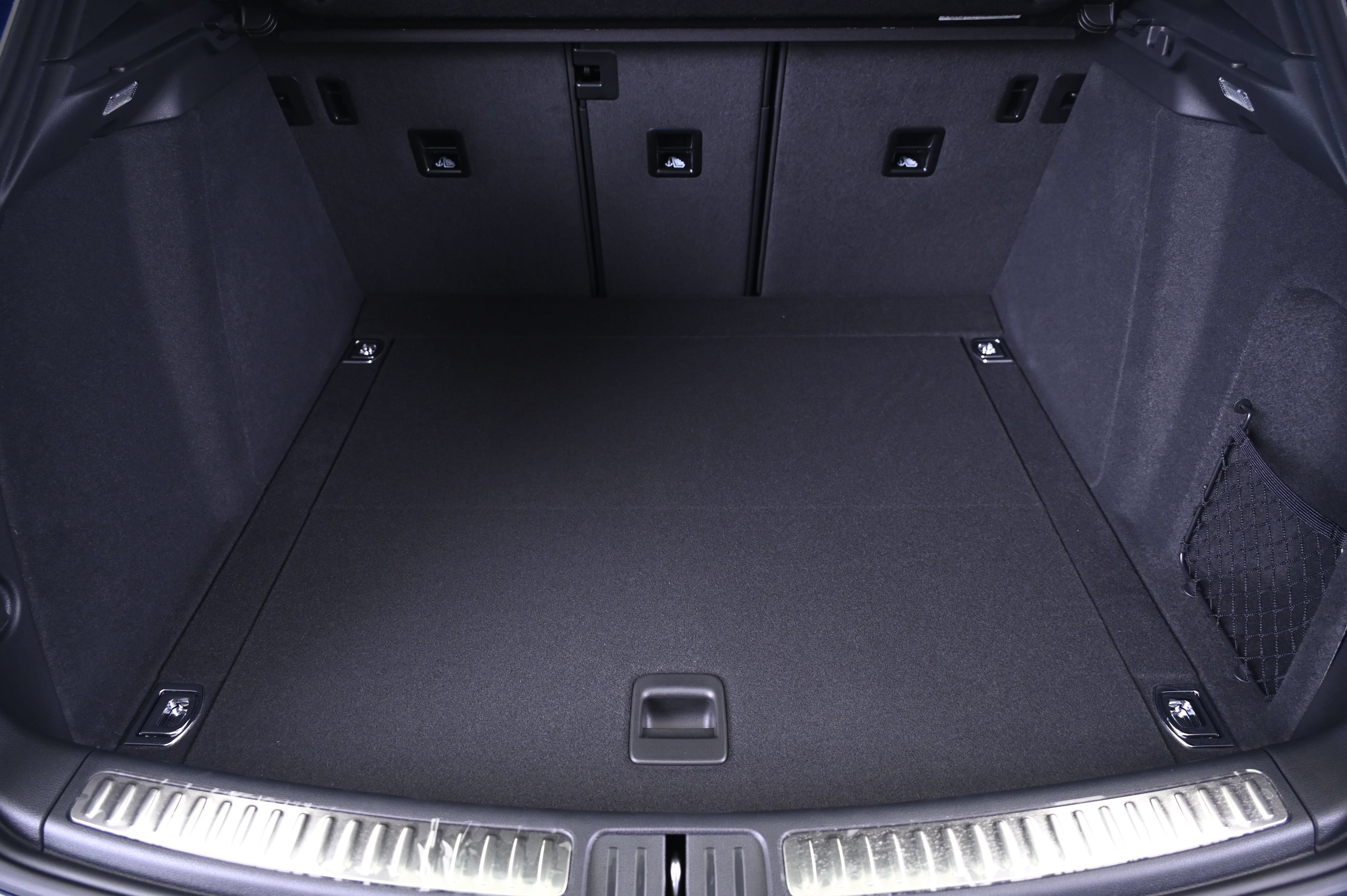 Certified 2026 Porsche Macan AWD/4WD image 15