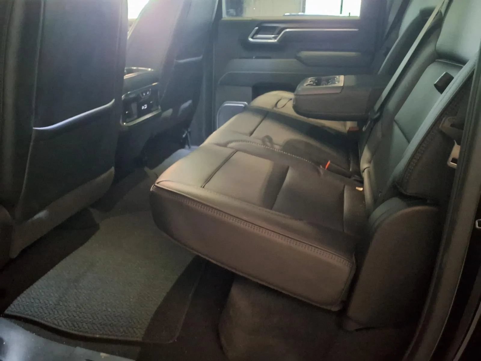 Used 2026 GMC Sierra 2500 Denali w/ Technology Package AWD/4WD image 13