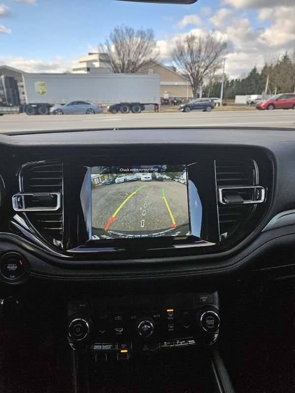 Used 2023 Dodge Durango SXT Launch Edition image 18