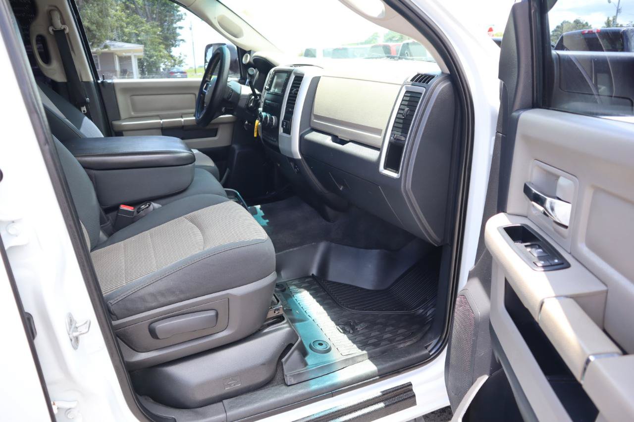 Used 2010 Dodge Ram 3500 Truck SLT w/ Lone Star Regional Package AWD/4WD image 15