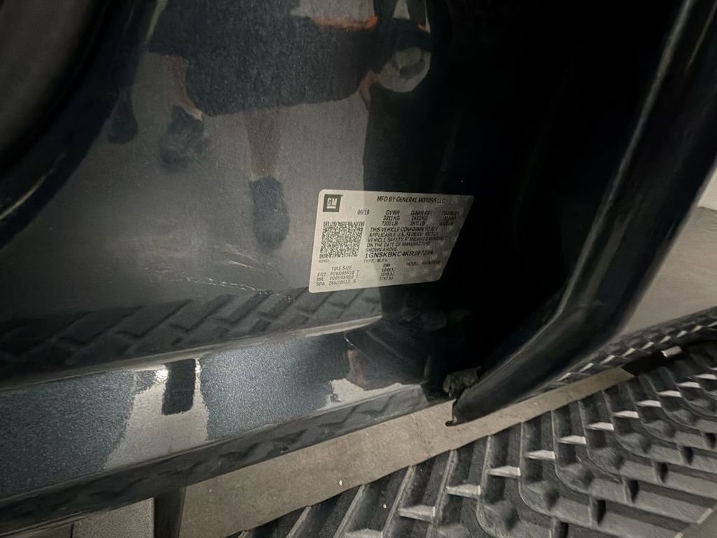 Used 2019 Chevrolet Tahoe LT w/ Off-Road Package AWD/4WD image 32