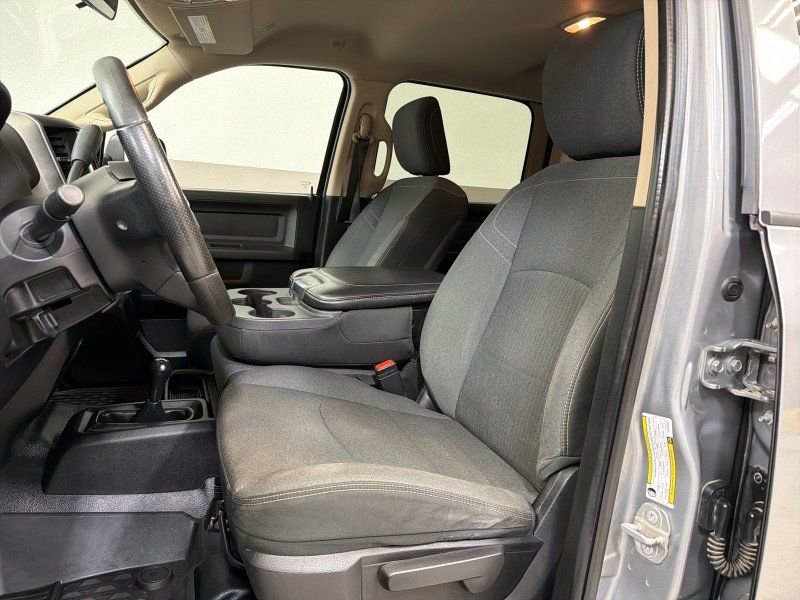 Used 2020 RAM 3500 Tradesman AWD/4WD image 12
