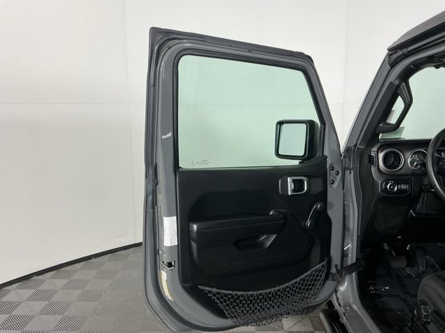 Used 2019 Jeep Wrangler Sport AWD/4WD image 11