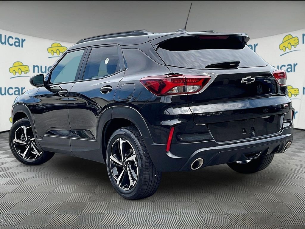 Used 2023 Chevrolet TrailBlazer RS w/ Technology Package FWD image 4
