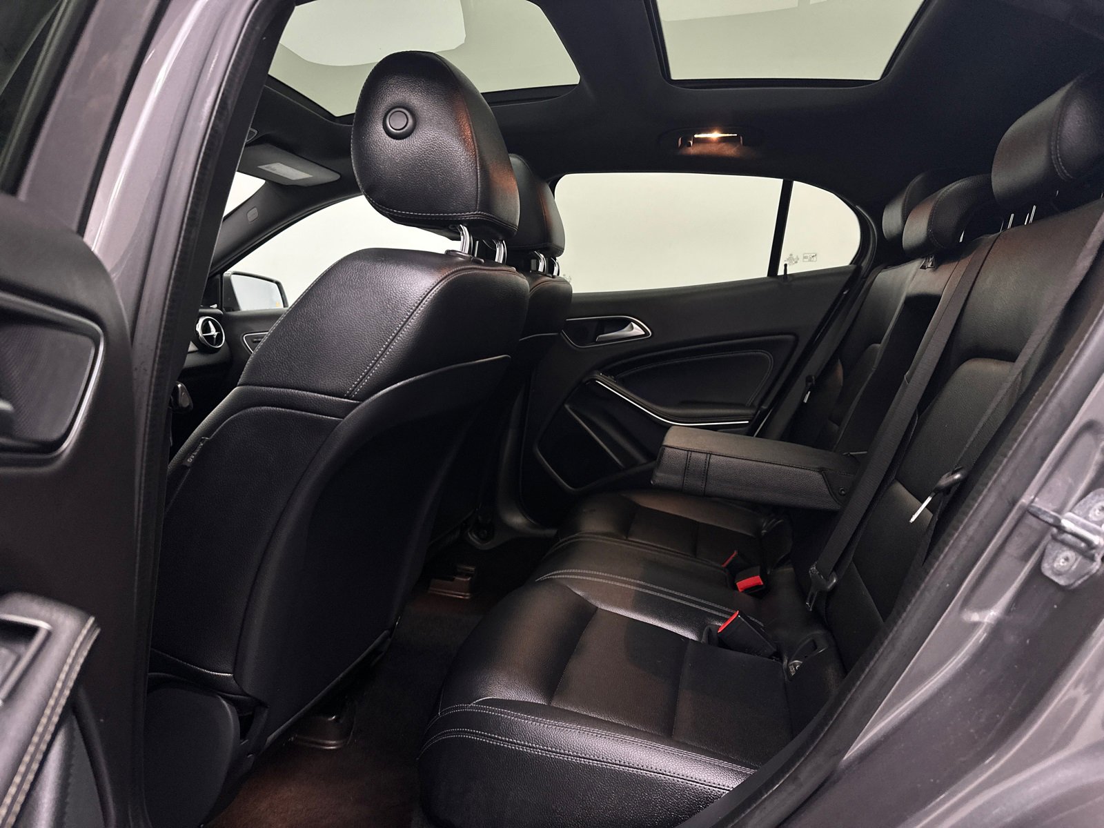 Used 2020 Mercedes-Benz GLA 250 4MATIC image 15