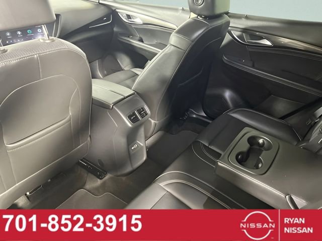 Used 2023 Buick Envision Essence image 35
