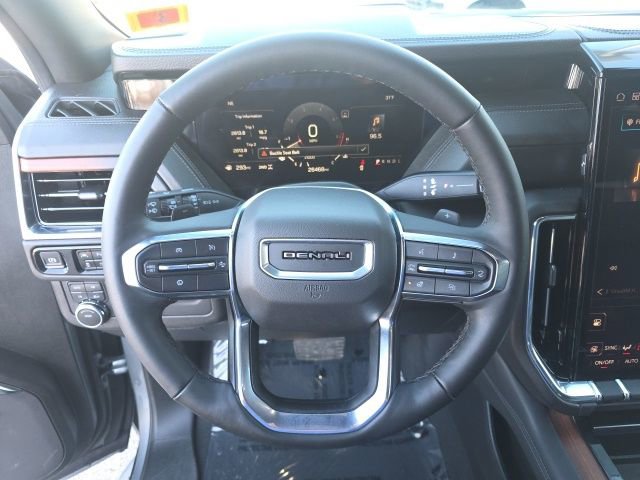Used 2025 GMC Yukon Denali AWD/4WD image 31