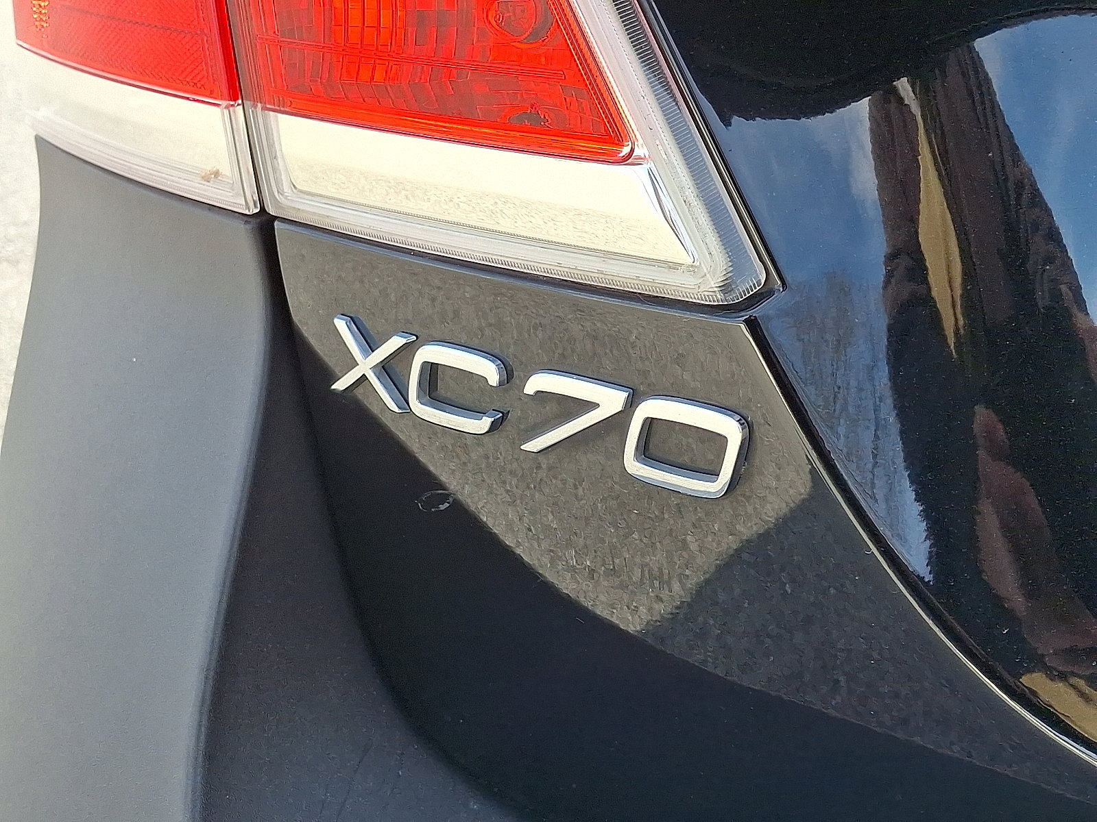 Used 2016 Volvo XC70 T5 Platinum w/ Climate Package image 31