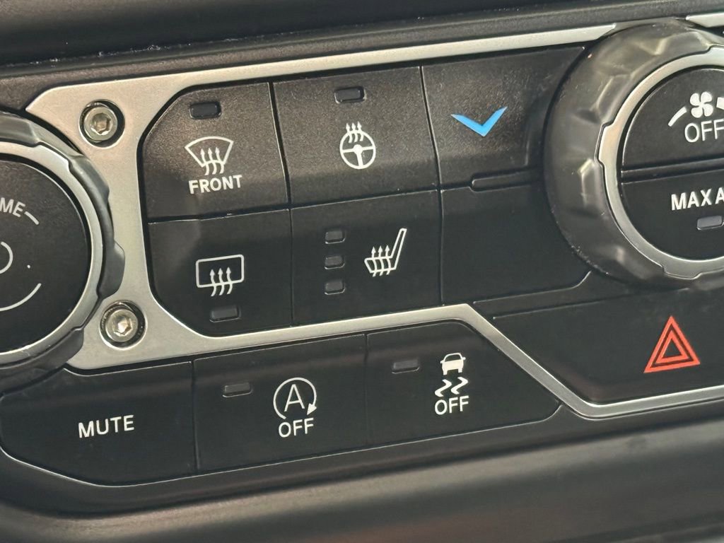 Used 2022 Jeep Wrangler Unlimited Sport image 35