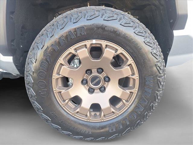 Used 2025 Toyota Tacoma 4x4 Double Cab Hybrid image 20