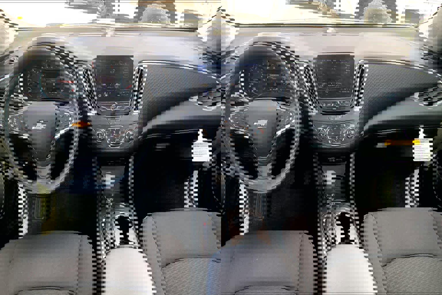 Used 2025 Chevrolet Malibu LS FWD image 16