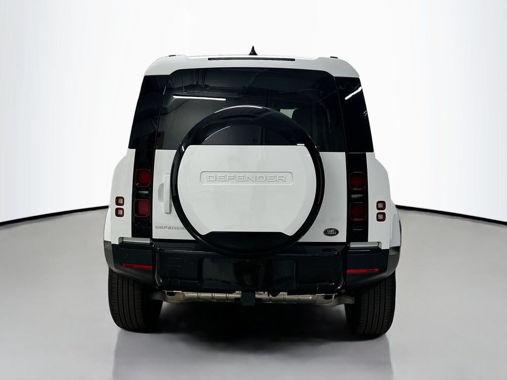 Used 2025 Land Rover Defender 110 S AWD/4WD image 10