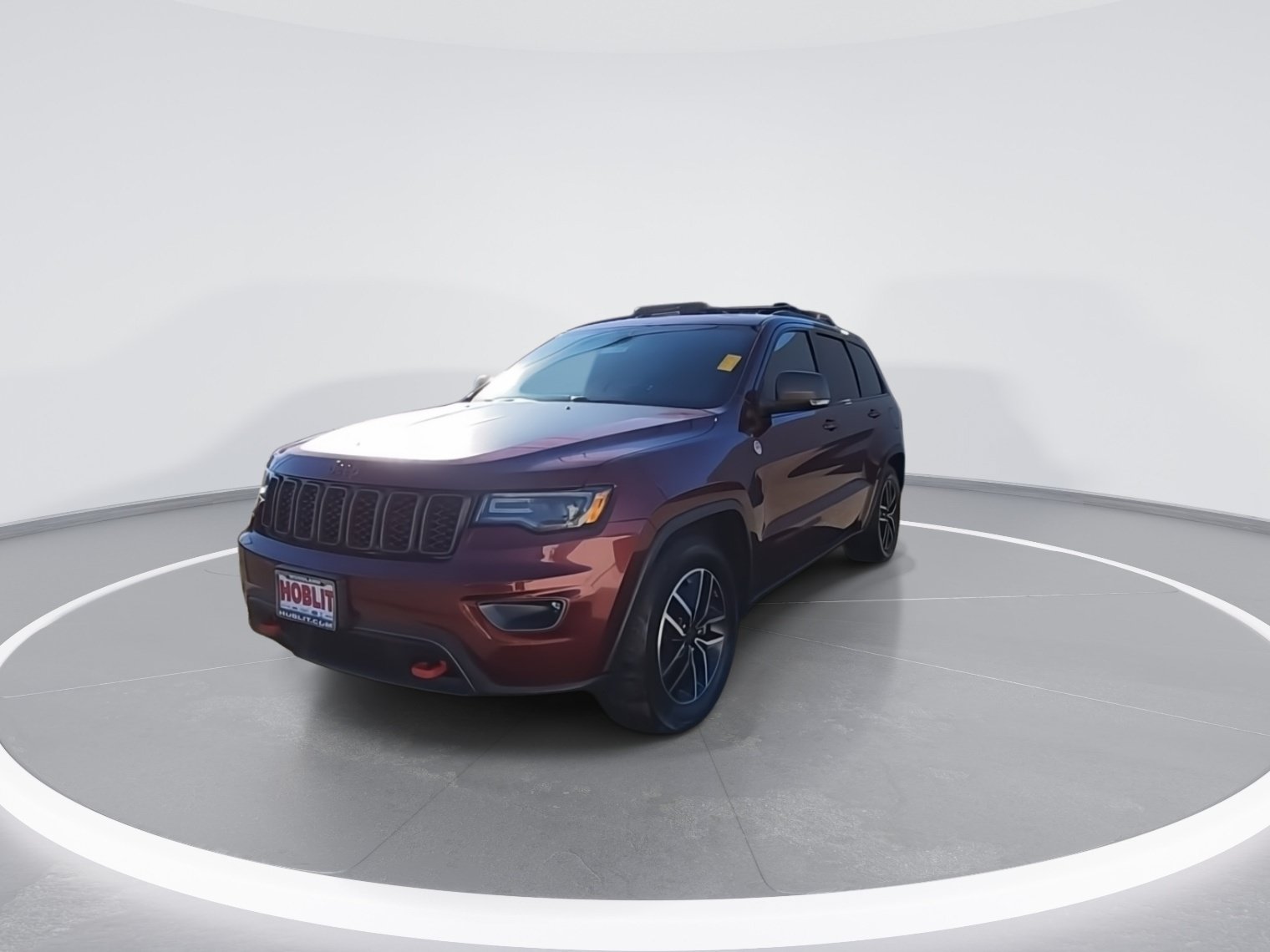 Certified 2019 Jeep Grand Cherokee Trailhawk w/ Trailhawk Luxury Group AWD/4WD image 4
