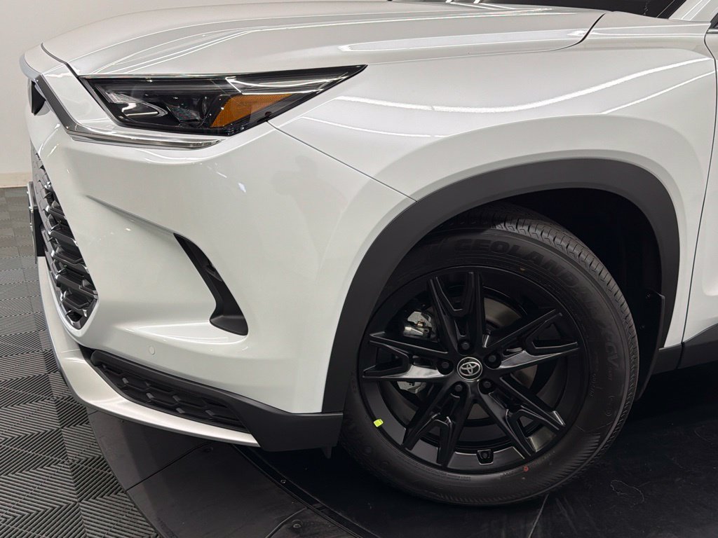 New 2026 Toyota Grand Highlander AWD Hybrid image 4