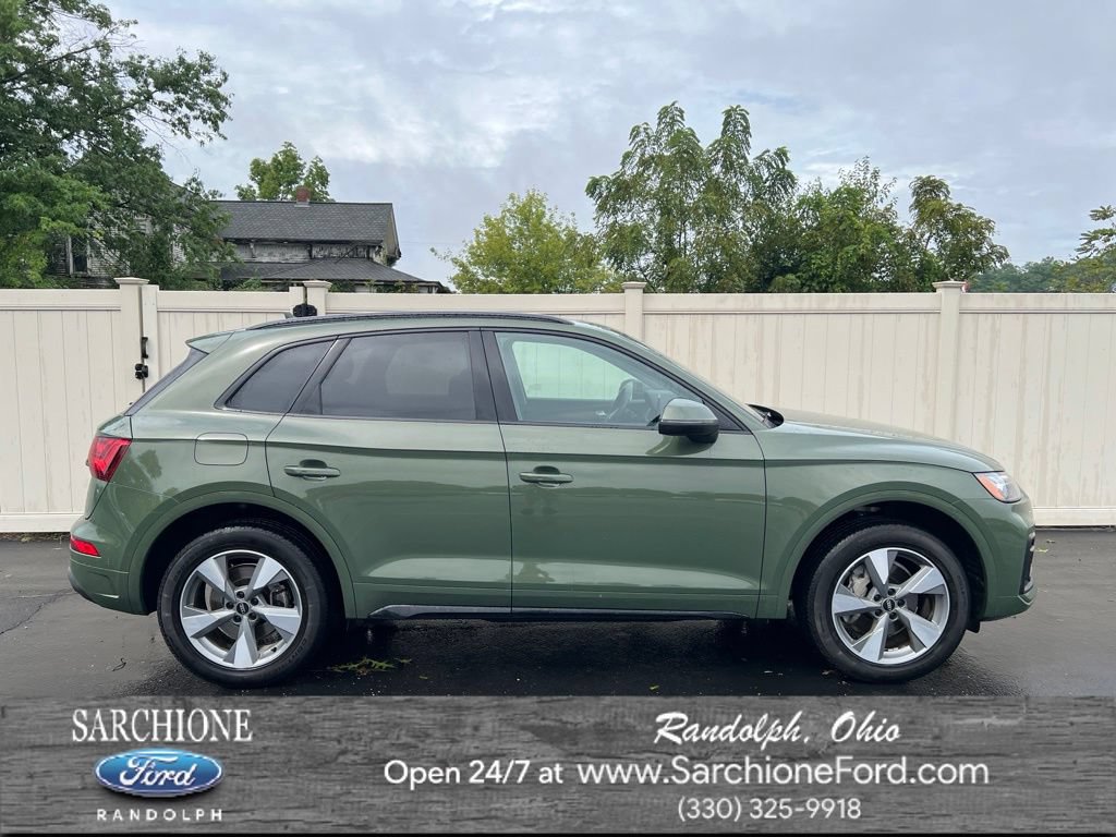 Used 2024 Audi Q5 2.0T Premium Plus w/ Premium Plus Package AWD/4WD image 1