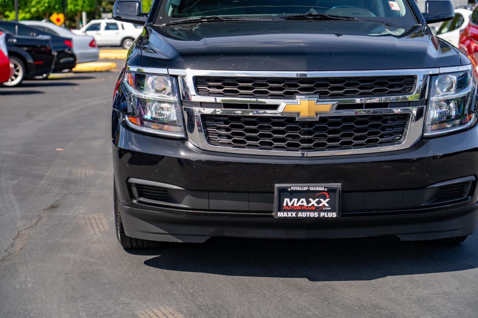 Used 2019 Chevrolet Suburban LT AWD/4WD image 5