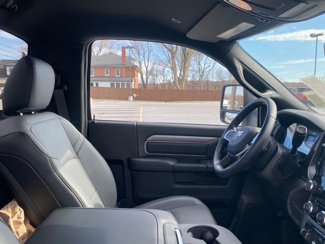 New 2026 RAM 3500 Tradesman w/ Chrome Appearance Group image 30