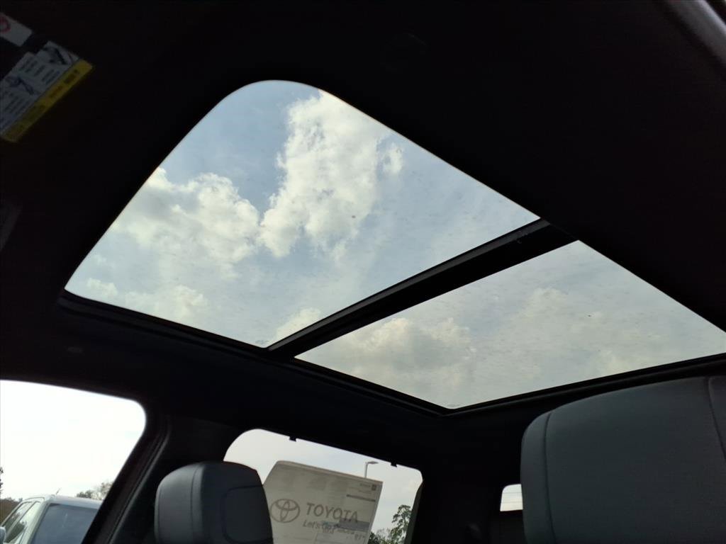 New 2026 Toyota Tundra Platinum image 9