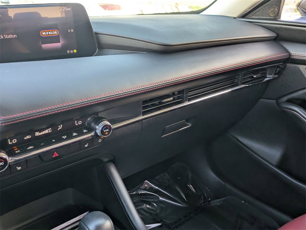 Used 2025 MAZDA MAZDA3 s image 15